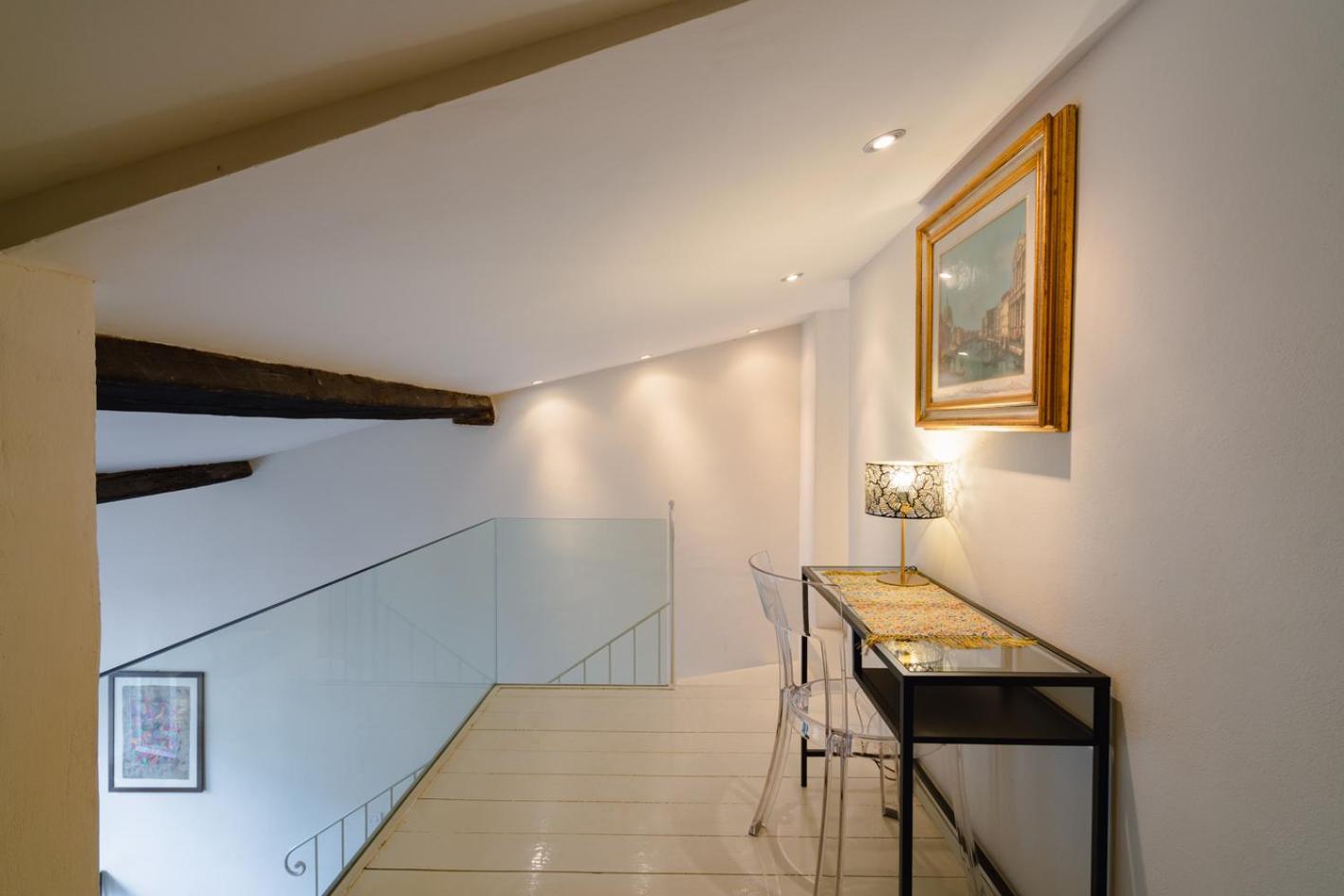 Apartment Puccini With Terrace Florenz